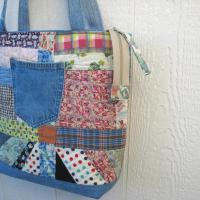 Granny Quilt Tote, Upcycled Vintage Scrap Patchwork Bag with Zipper, USA Hand Made