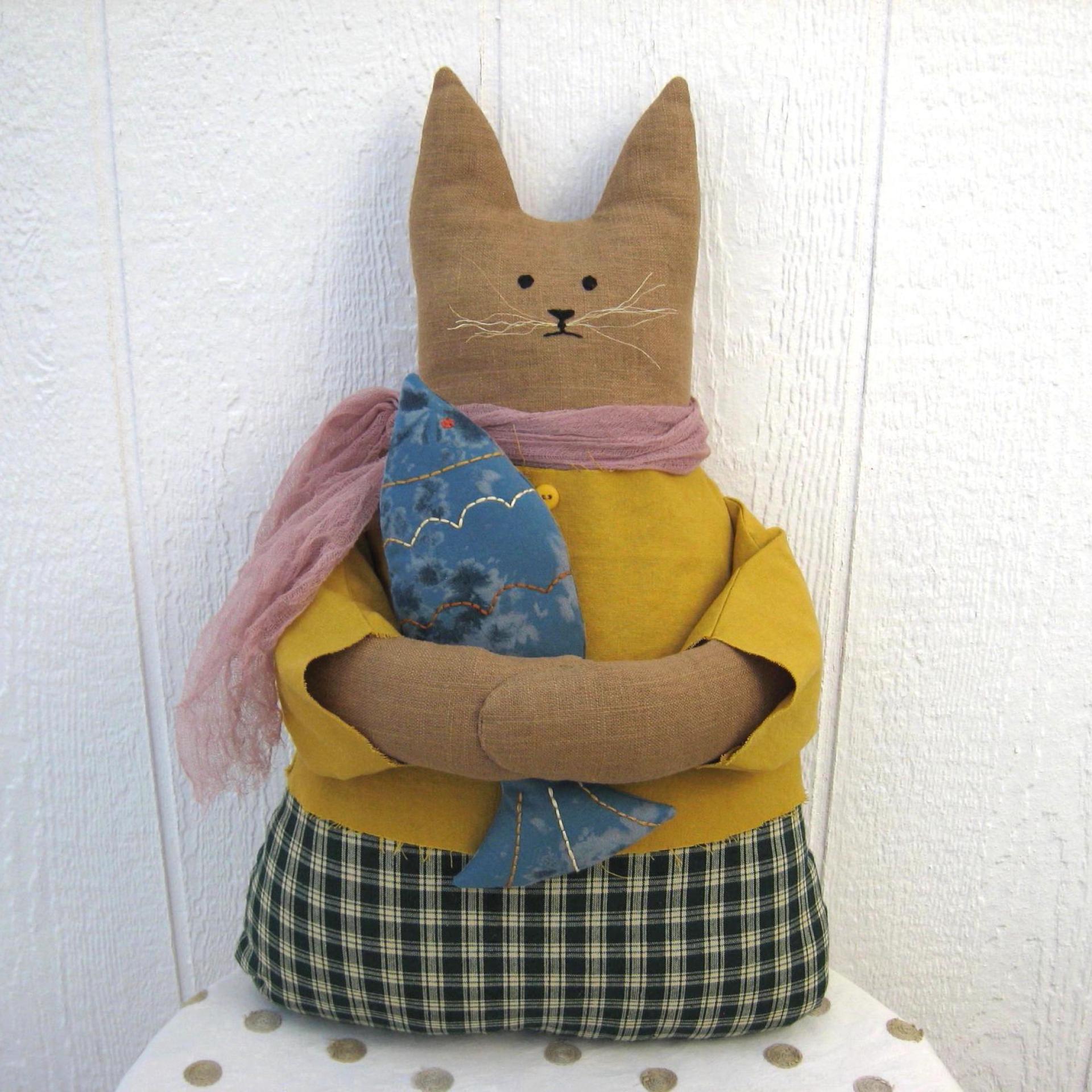 Primitive Cat and Fish in Caramel, Mustard Yellow, and Blue, Whimsical Cloth Art Cottage Décor, Rustic USA Handmade, Erlinda with Fish #1