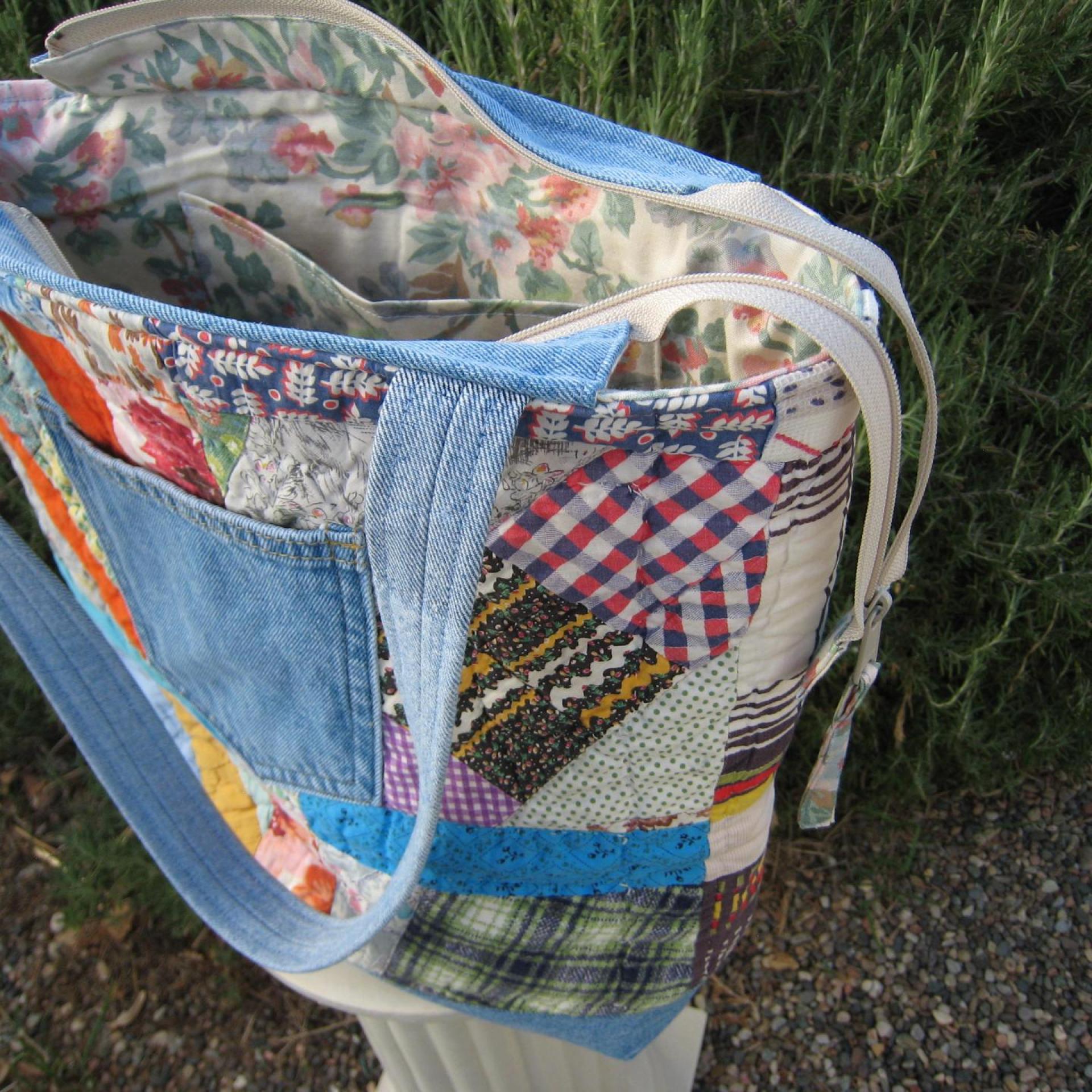 Granny Quilt Tote, Upcycled Vintage Scrap Patchwork Bag with Zipper, USA Hand Made