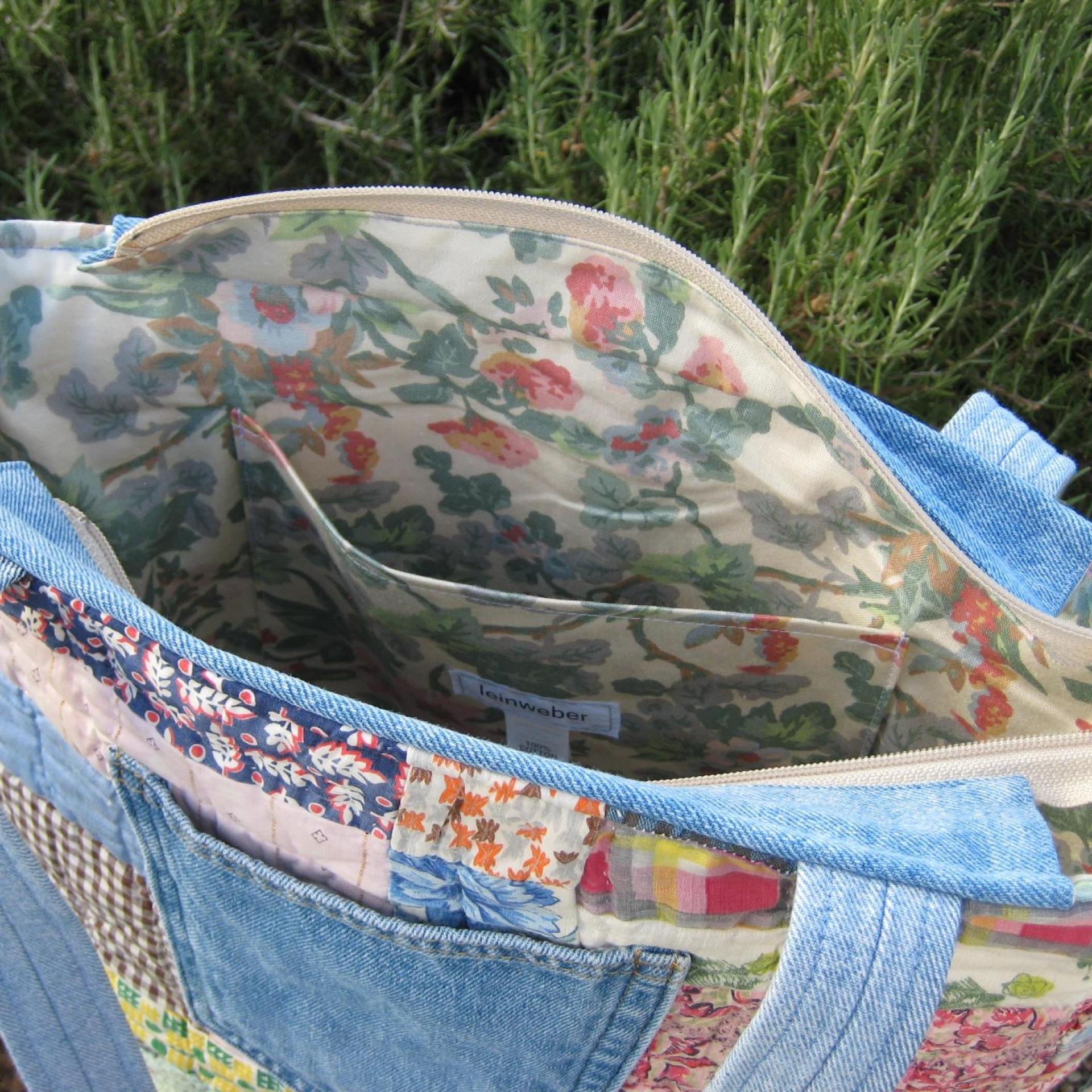 Granny Quilt Tote, Upcycled Vintage Scrap Patchwork Bag with Zipper, USA Hand Made