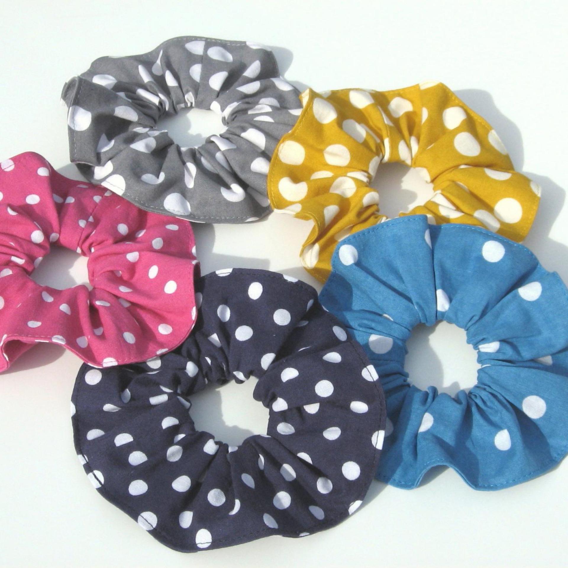 Rockabilly Polka Dot Scrunchies, Retro 50s Ponytail Holder, Pink, Blue, Yellow, Set of 5