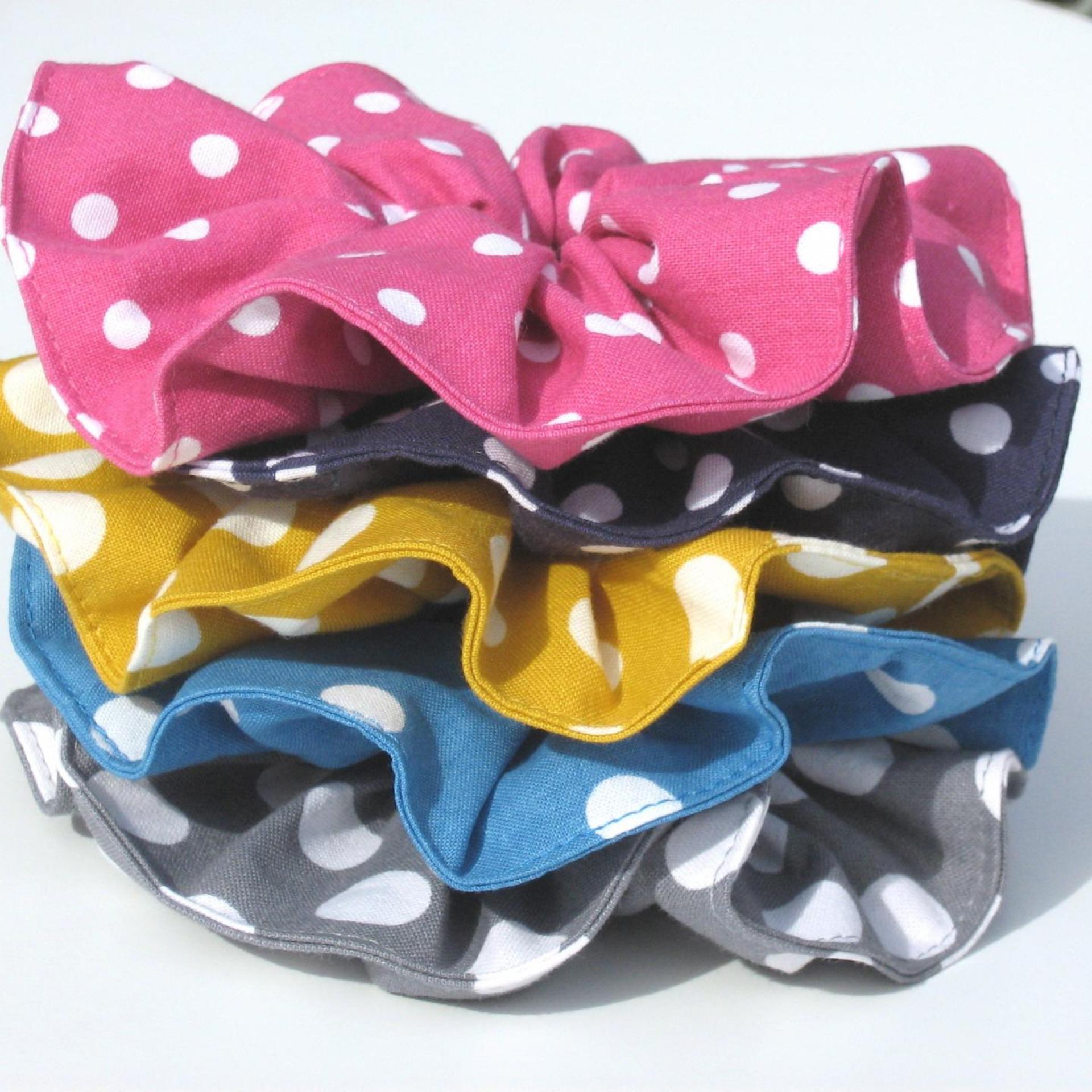 Rockabilly Polka Dot Scrunchies, Retro 50s Ponytail Holder, Pink, Blue, Yellow, Set of 5