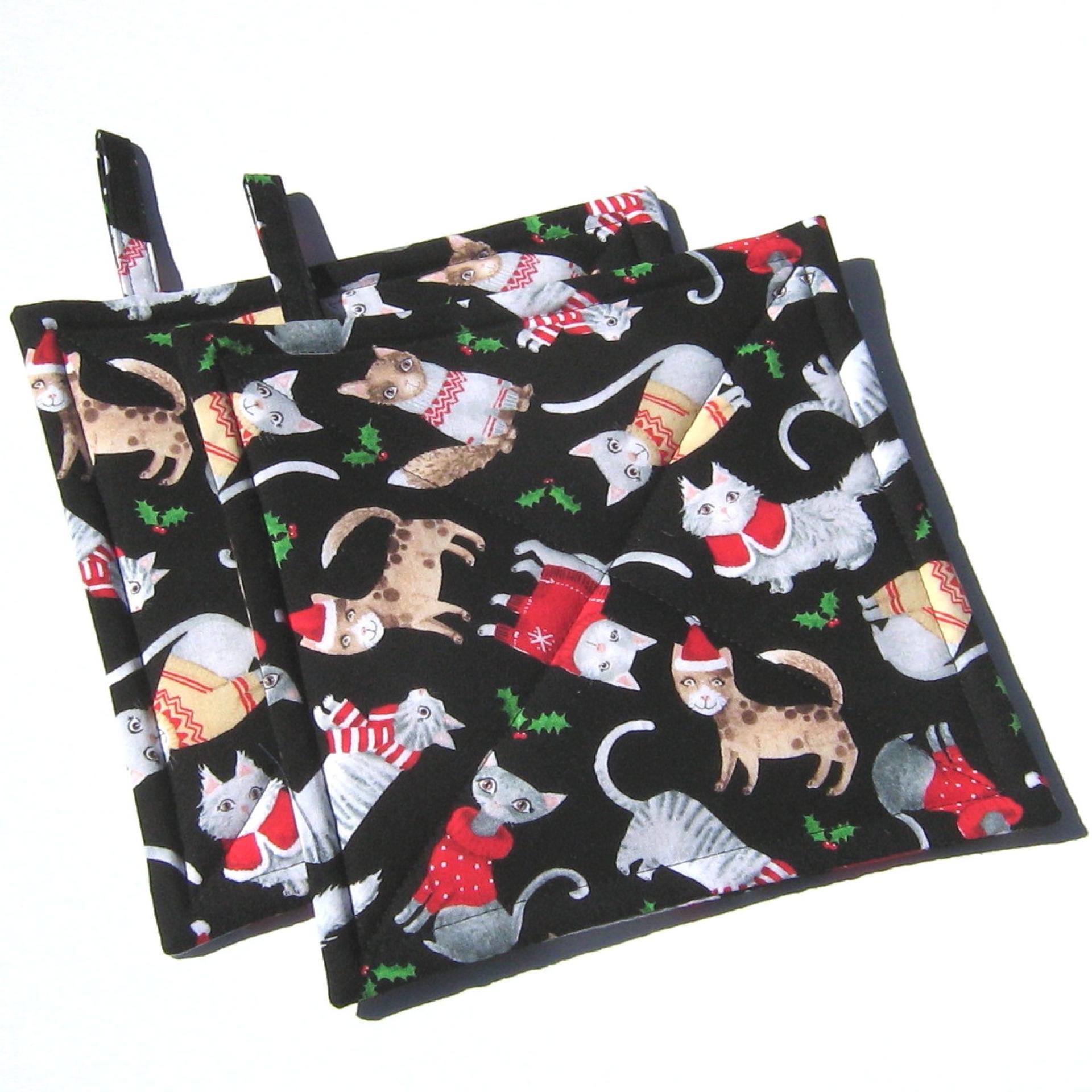 Holiday Cats Potholders, Whimsical Christmas Cats in Sweaters, Quilted Hot Pads for Housewarming and Hostess Gift, Stocking Stuffer
