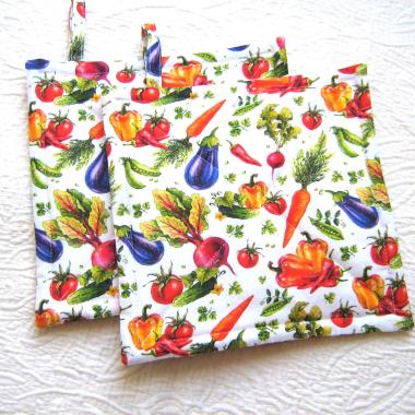 Spring Veggie Potholders, Tomatoes, Carrots, Beets, Green, Red, Purple, Orange on a White Background, Gift for Gardener, USA Handmade Hot Pads 