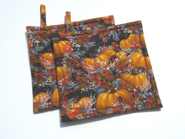Pumpkins with Autumn Leaves and Grasses Potholders, Fall Color Foliage Quilted Hot Pads, USA Handmade Housewarming or Hostess Gift