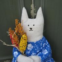 Primitive Cat with Autumn Harvest Bouquet, Albertina Corn Girl #3, Country Cottage Décor