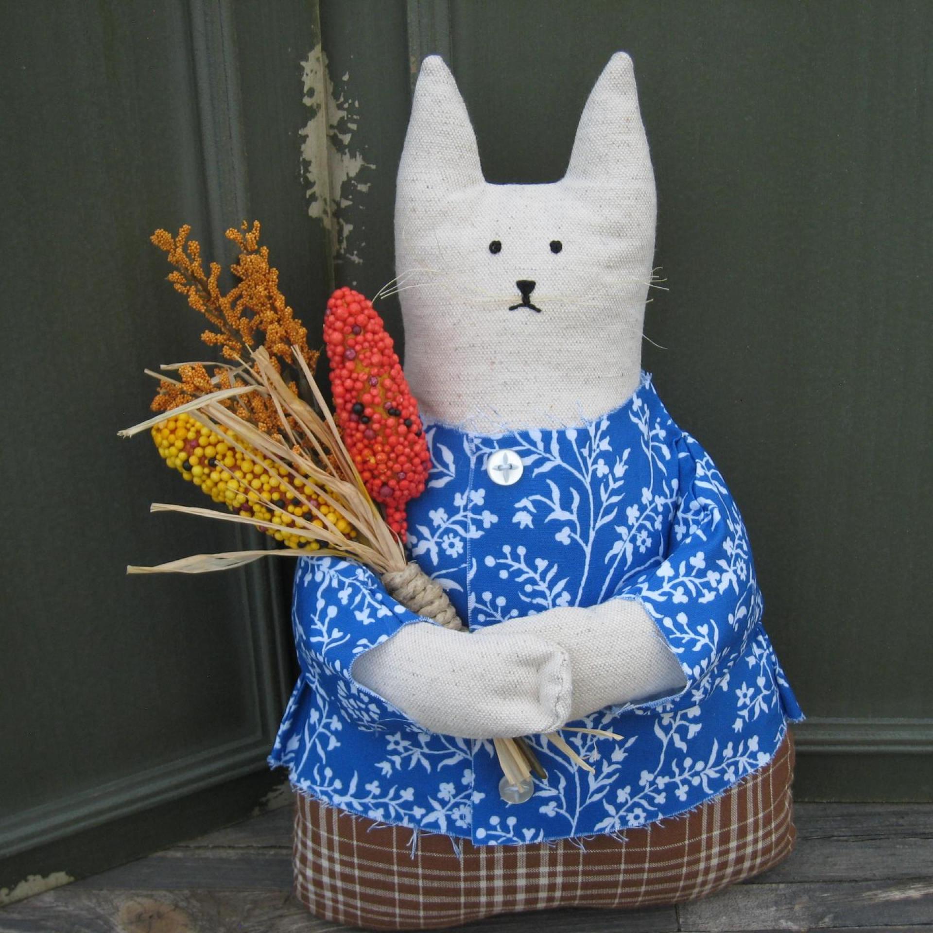Primitive Cat with Autumn Harvest Bouquet, Albertina Corn Girl #1, Country Cottage Décor