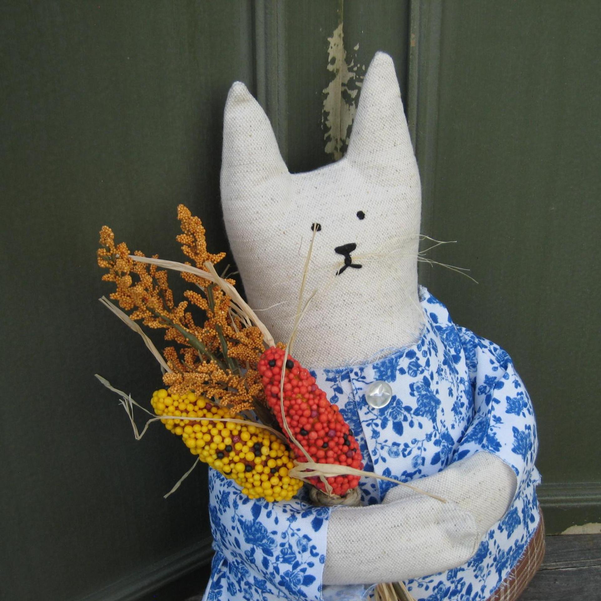 Primitive Cat with Autumn Harvest Bouquet, Albertina Corn Girl #2, Country Cottage Décor
