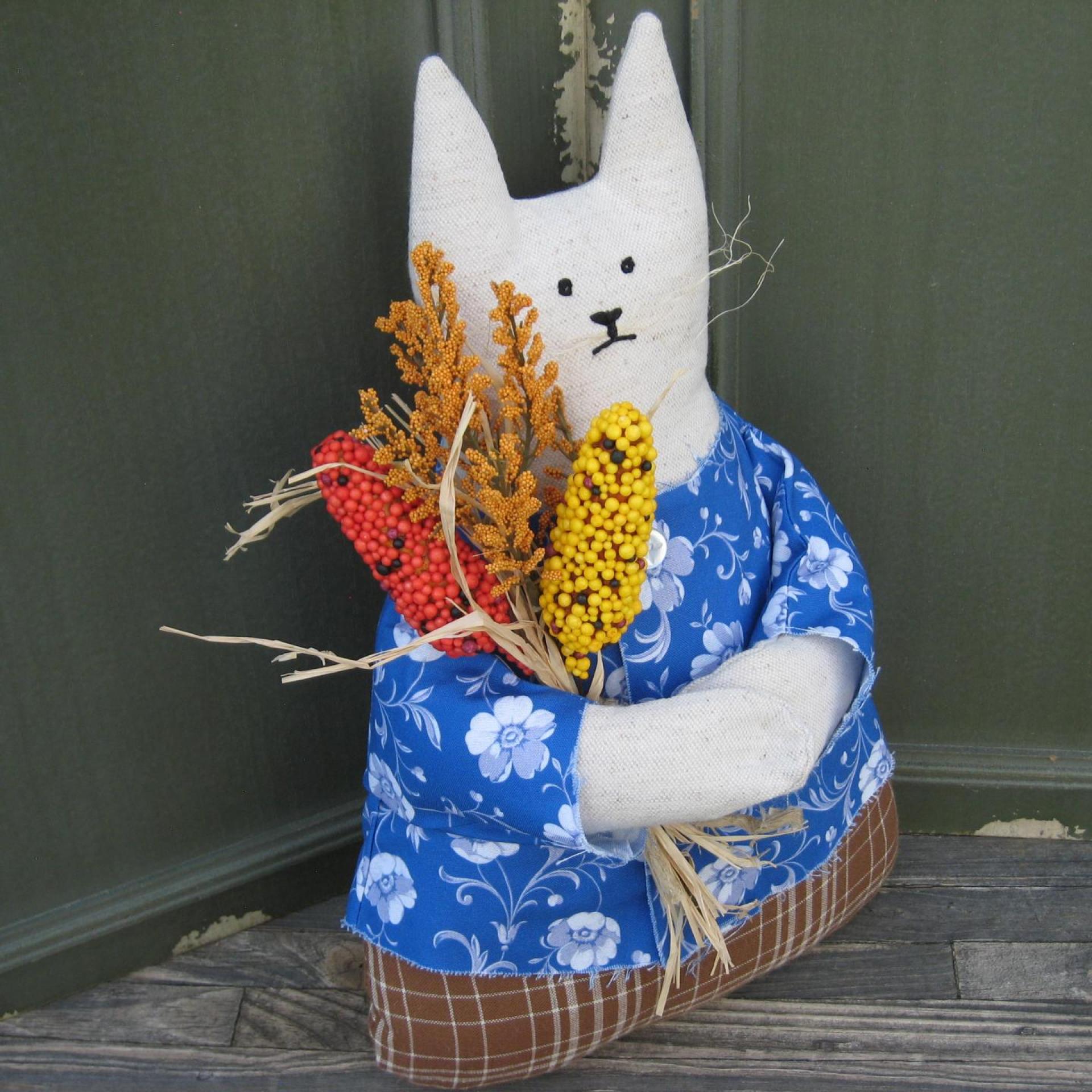 Primitive Cat with Autumn Harvest Bouquet, Albertina Corn Girl #3, Country Cottage Décor