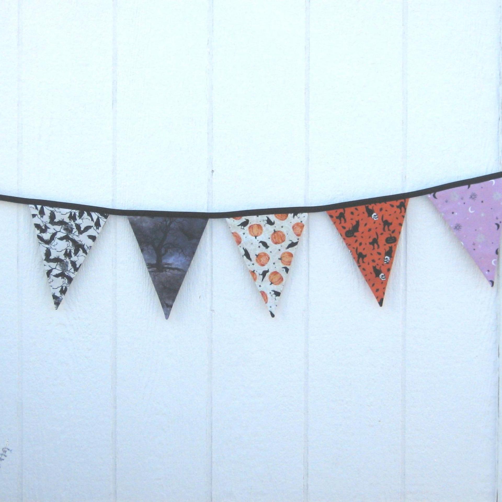 Halloween Bunting, Haunted House Décor, Spooky Party Garland, Halloween Fabric Banner