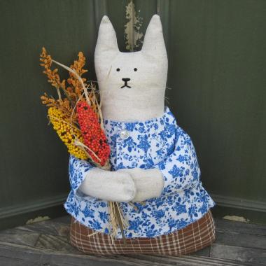 Primitive Cat with Autumn Harvest Bouquet, Albertina Corn Girl #2, Country Cottage Décor